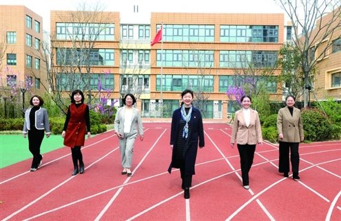 2023年,学校提出“厚基础、涵底蕴、提品质、争一流”的工作目标,做让学生受益终身的教育